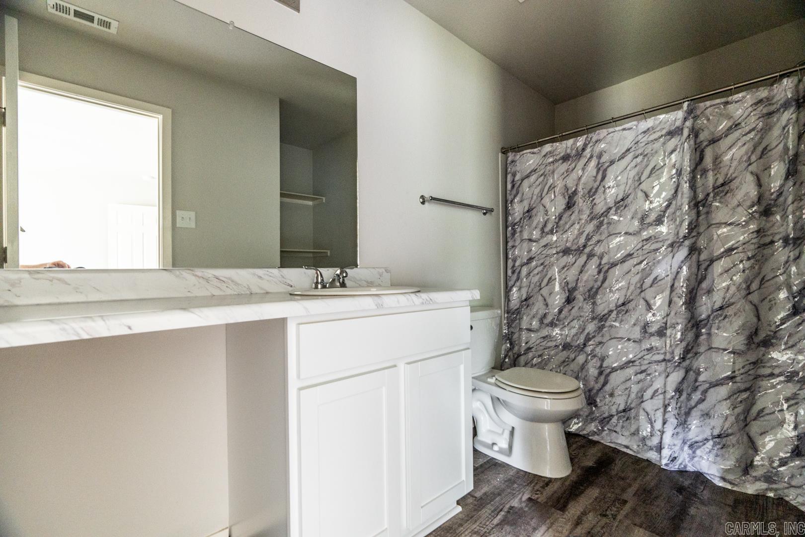 Vivian Heights - Residential