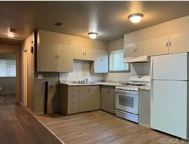 GLENVIEW - Residential