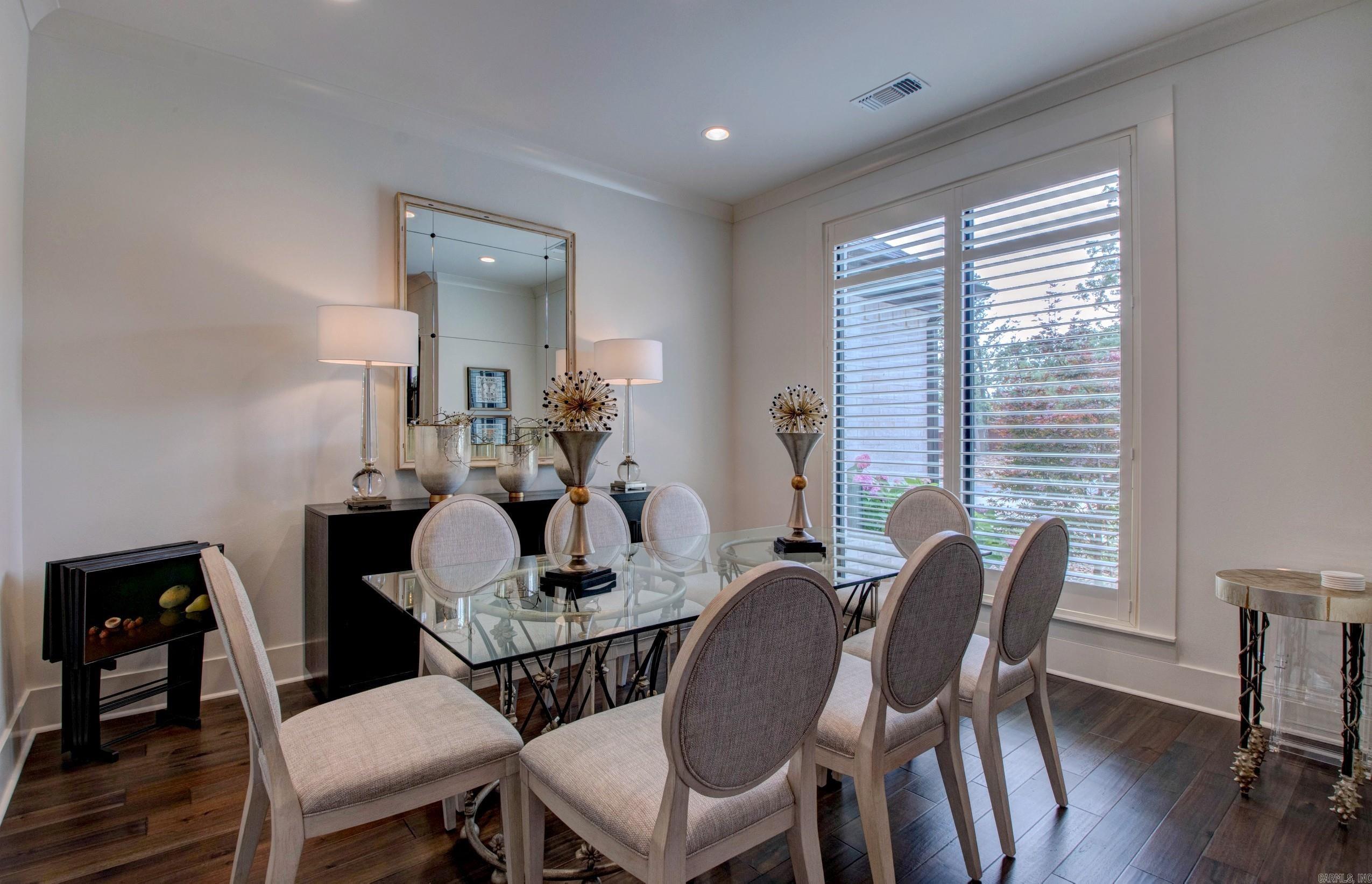 MAJESTIC POINTE - Residential