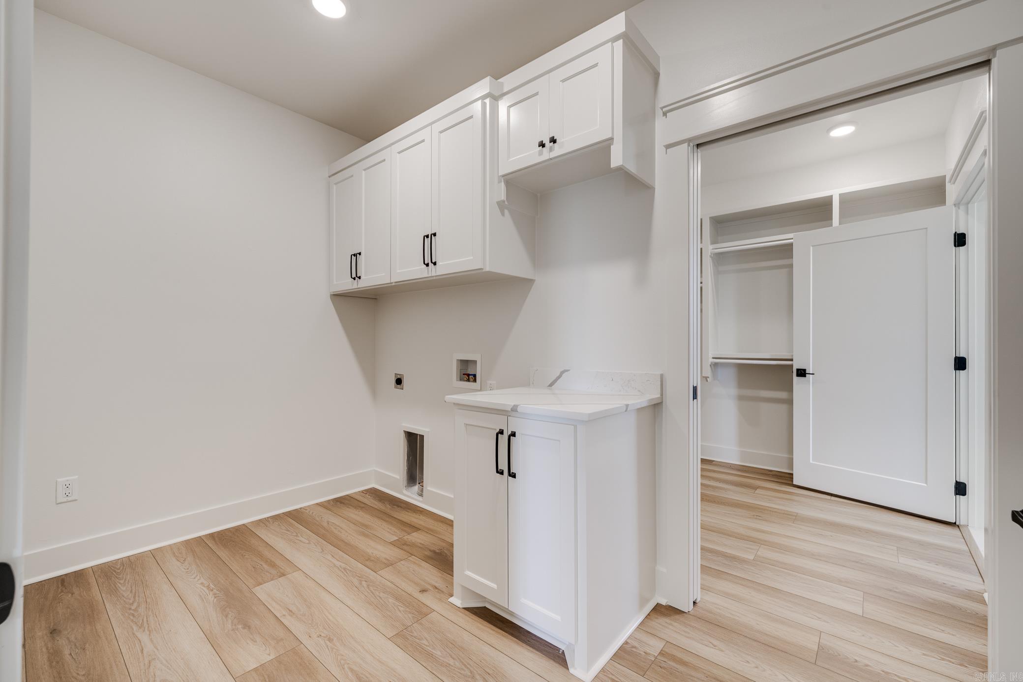 REYNOLDS RIDGE - Residential