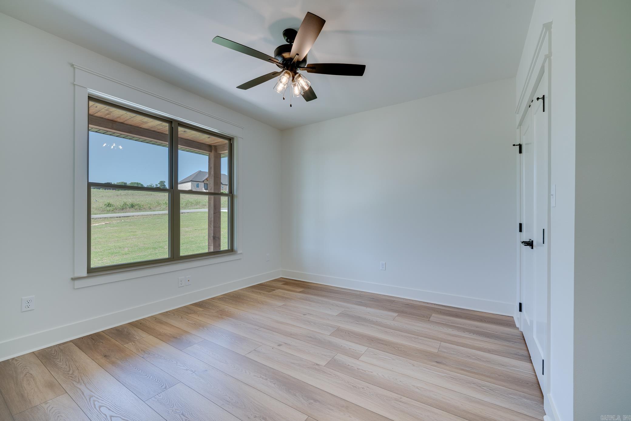 REYNOLDS RIDGE - Residential