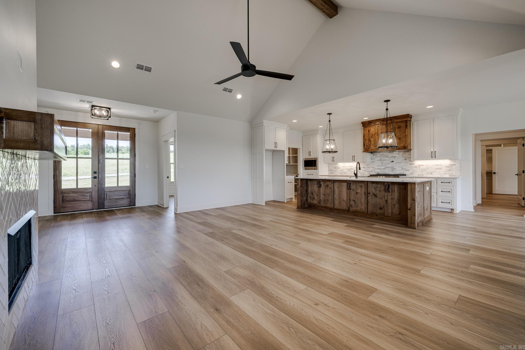 REYNOLDS RIDGE - Residential