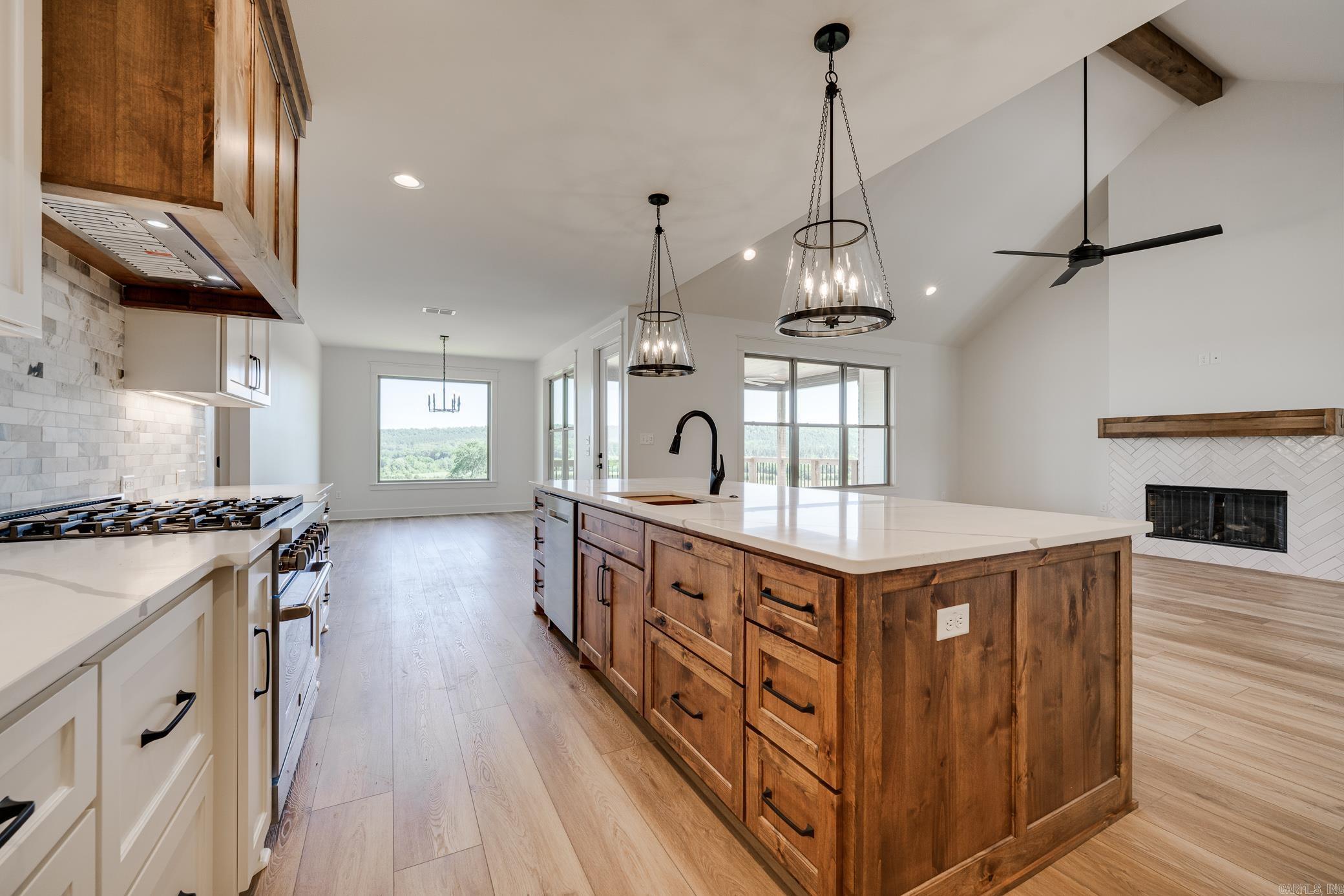 REYNOLDS RIDGE - Residential