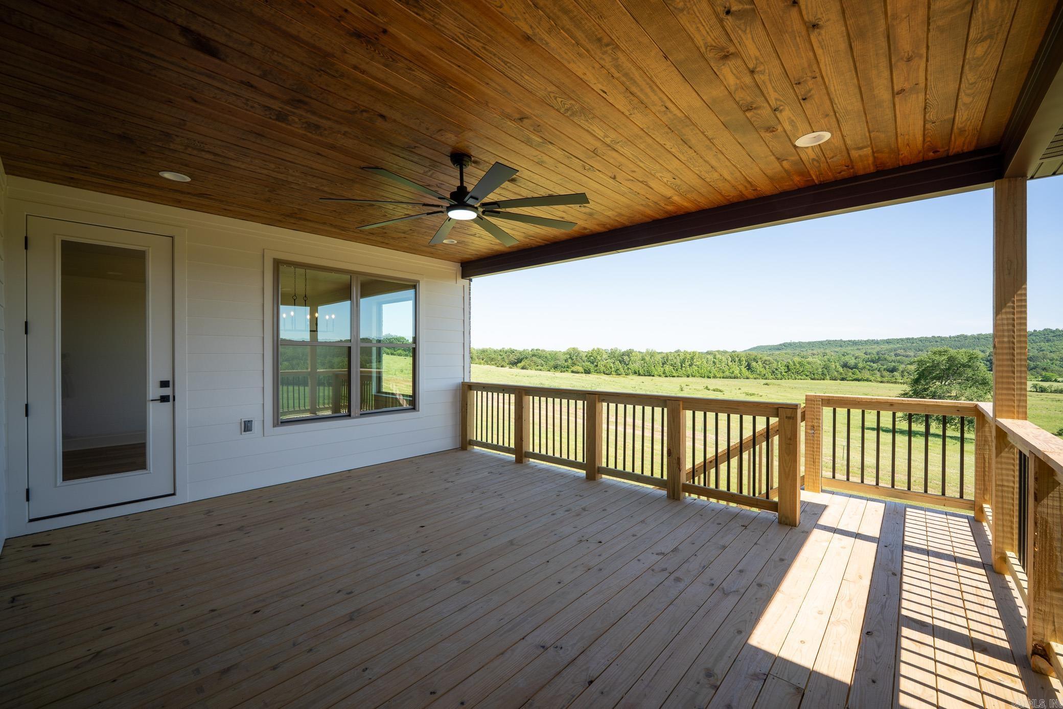 REYNOLDS RIDGE - Residential