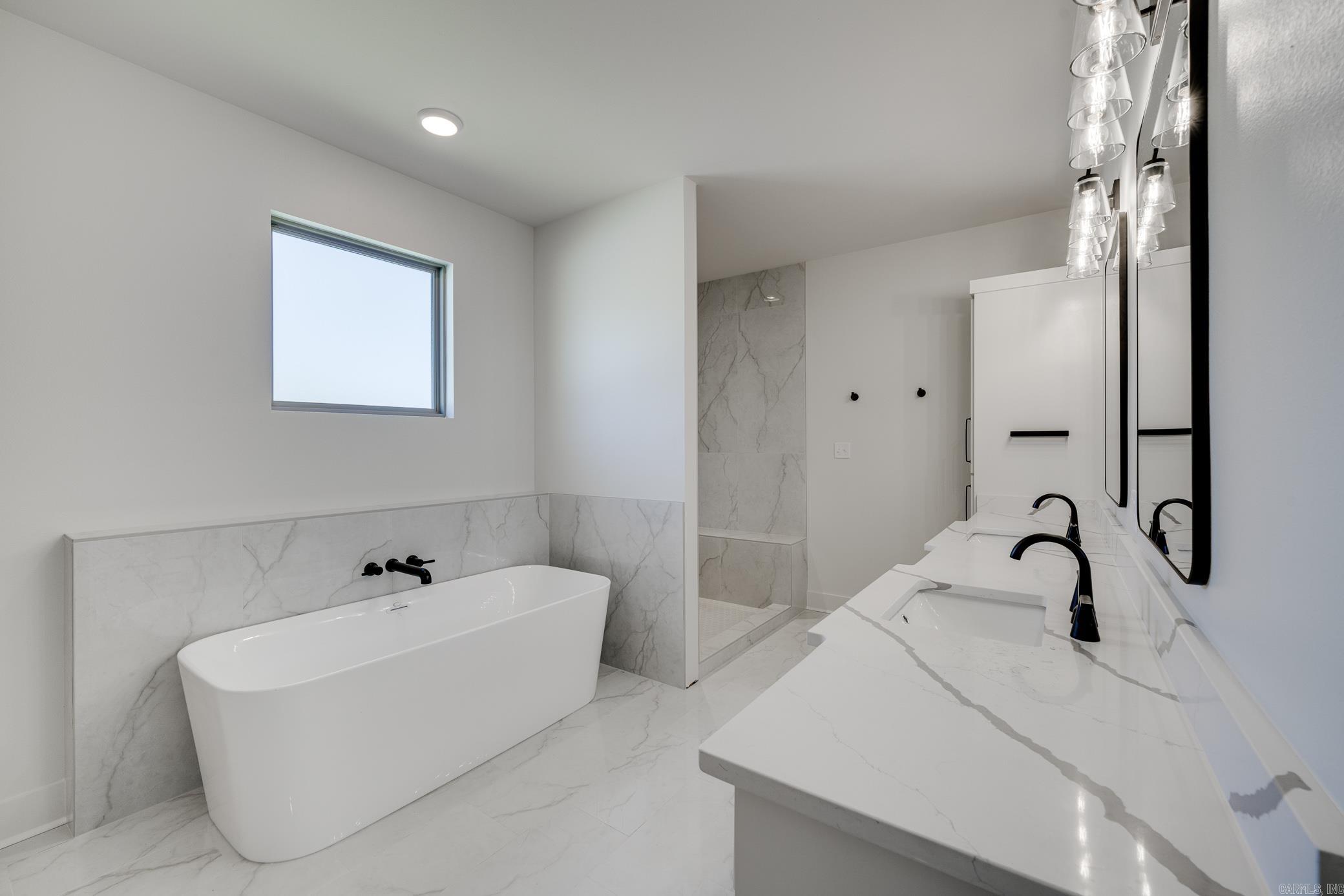 REYNOLDS RIDGE - Residential