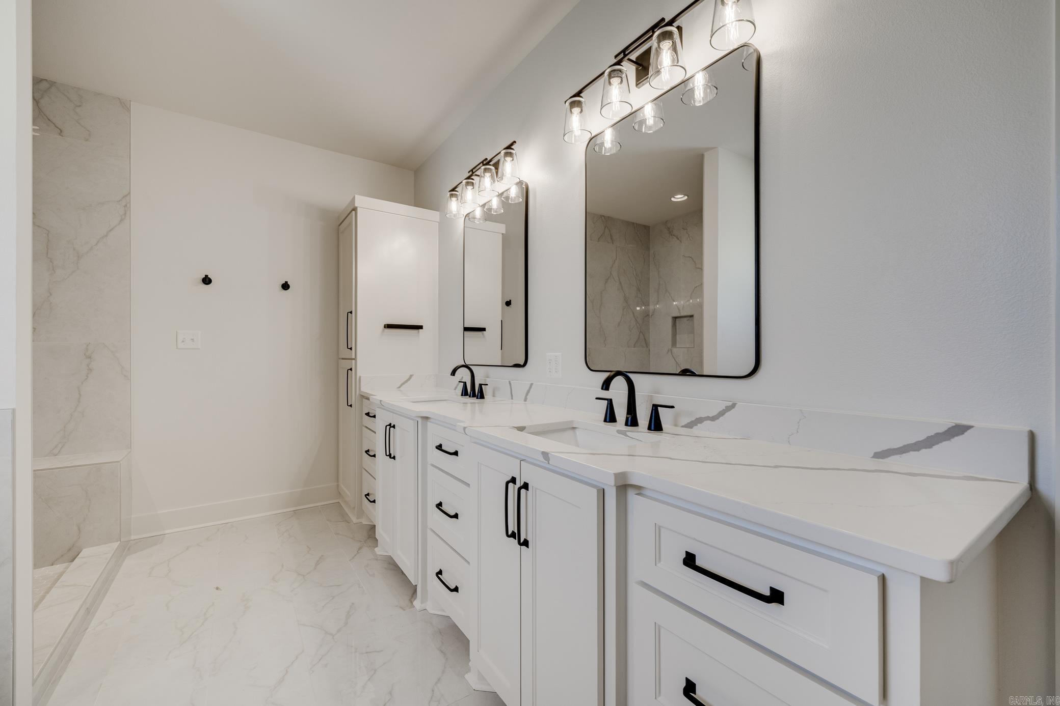 REYNOLDS RIDGE - Residential