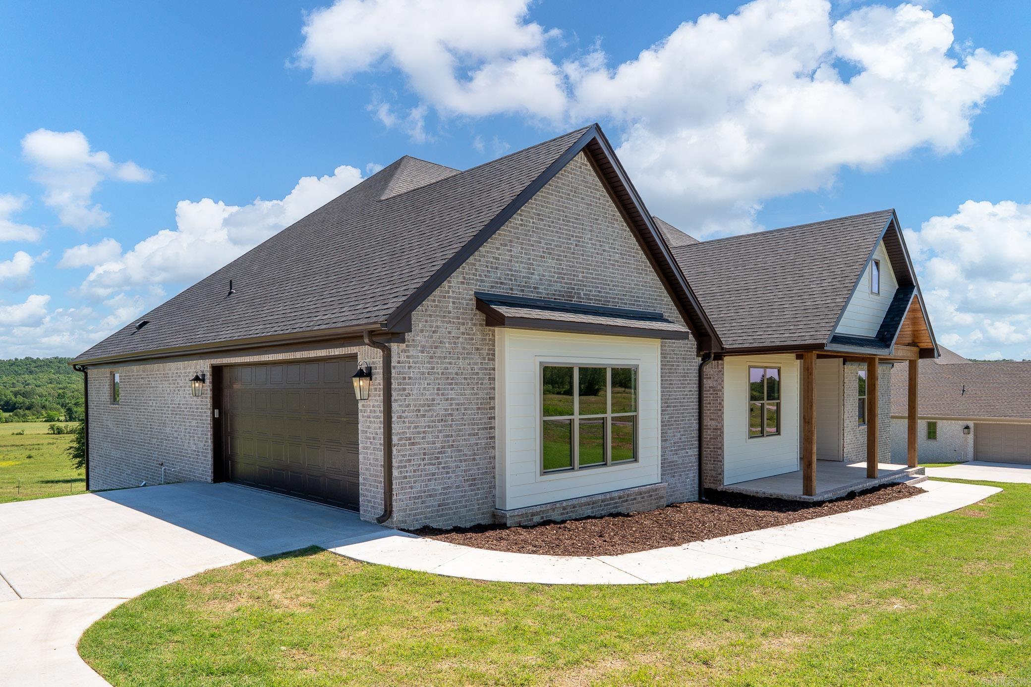 REYNOLDS RIDGE - Residential