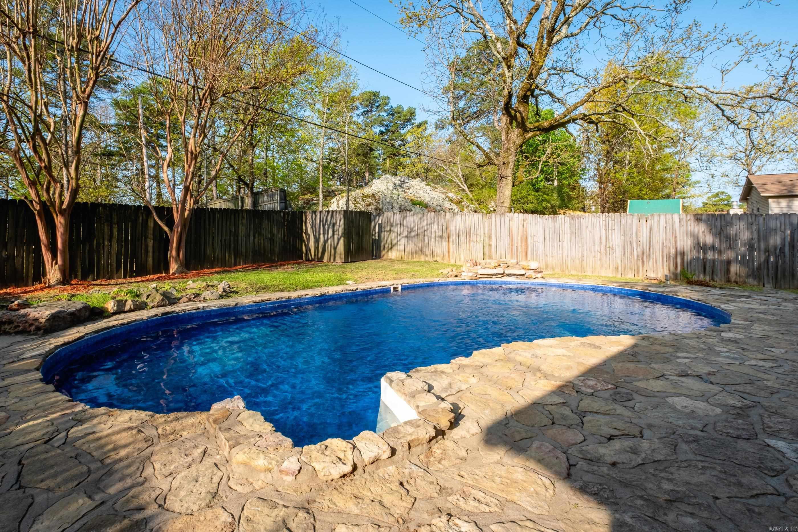 PLEASANT VIEW - Residential