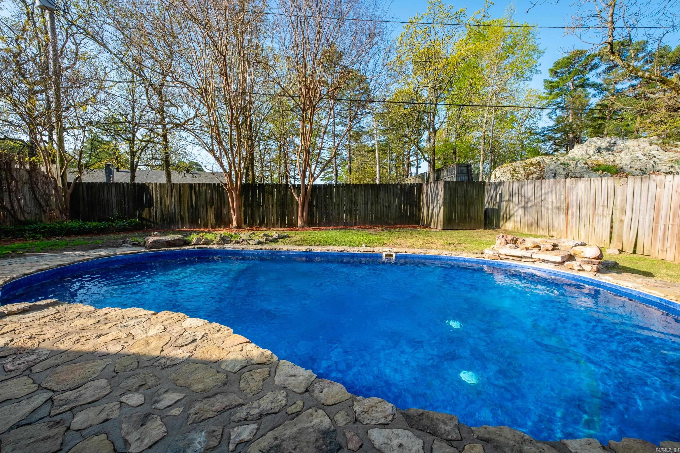 PLEASANT VIEW - Residential