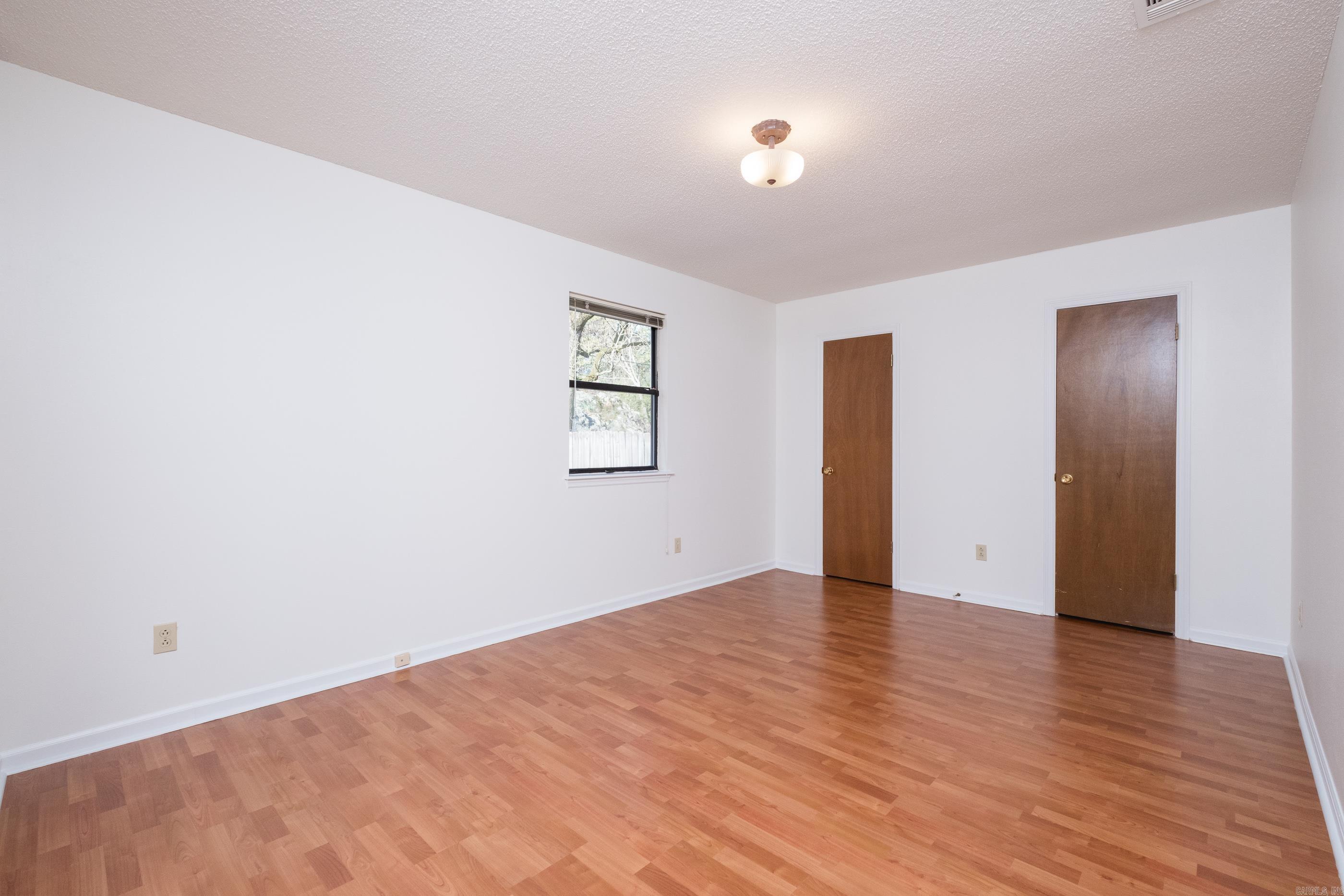 PLEASANT VIEW - Residential