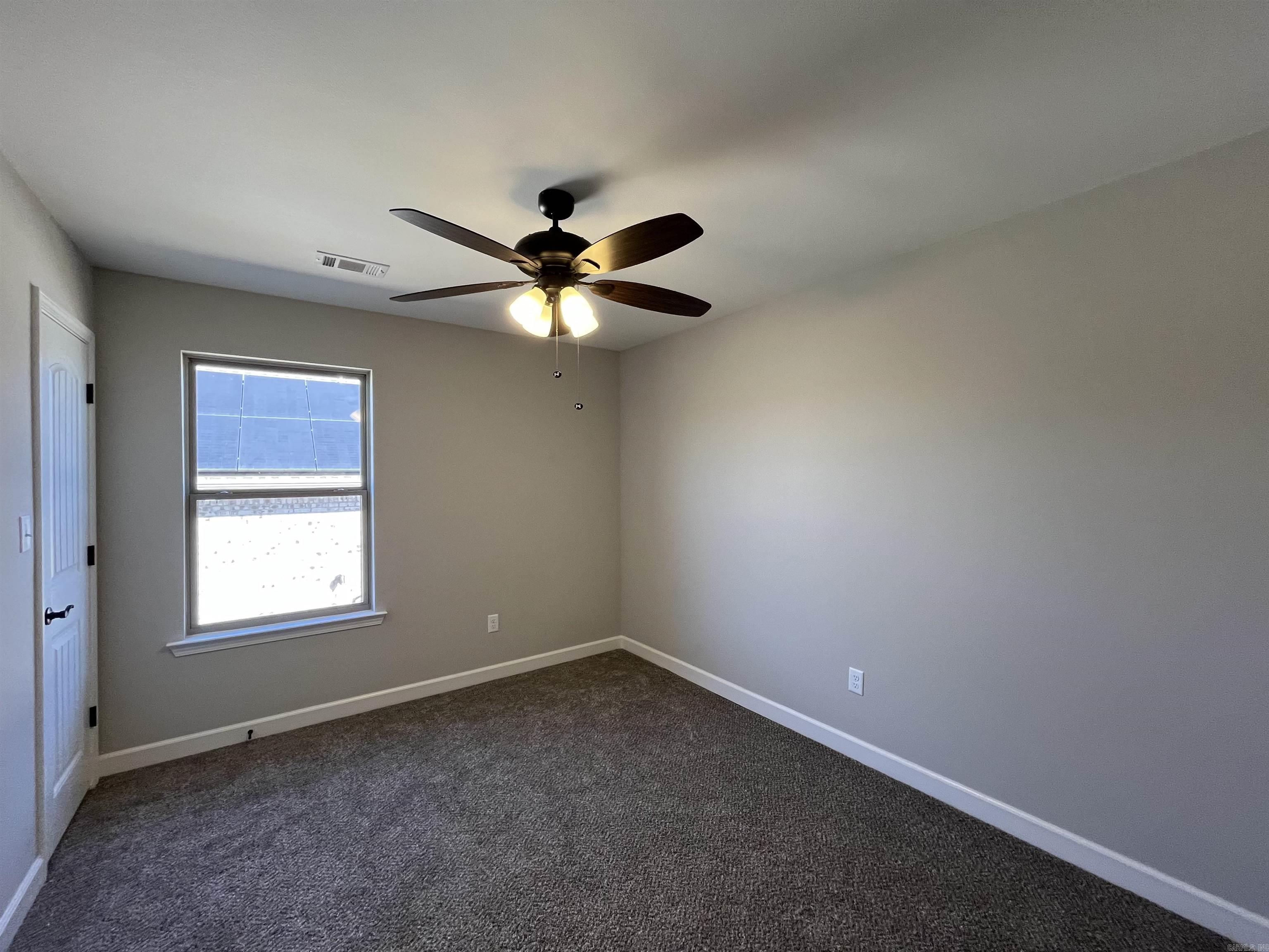 JAXON TERRACE - Residential