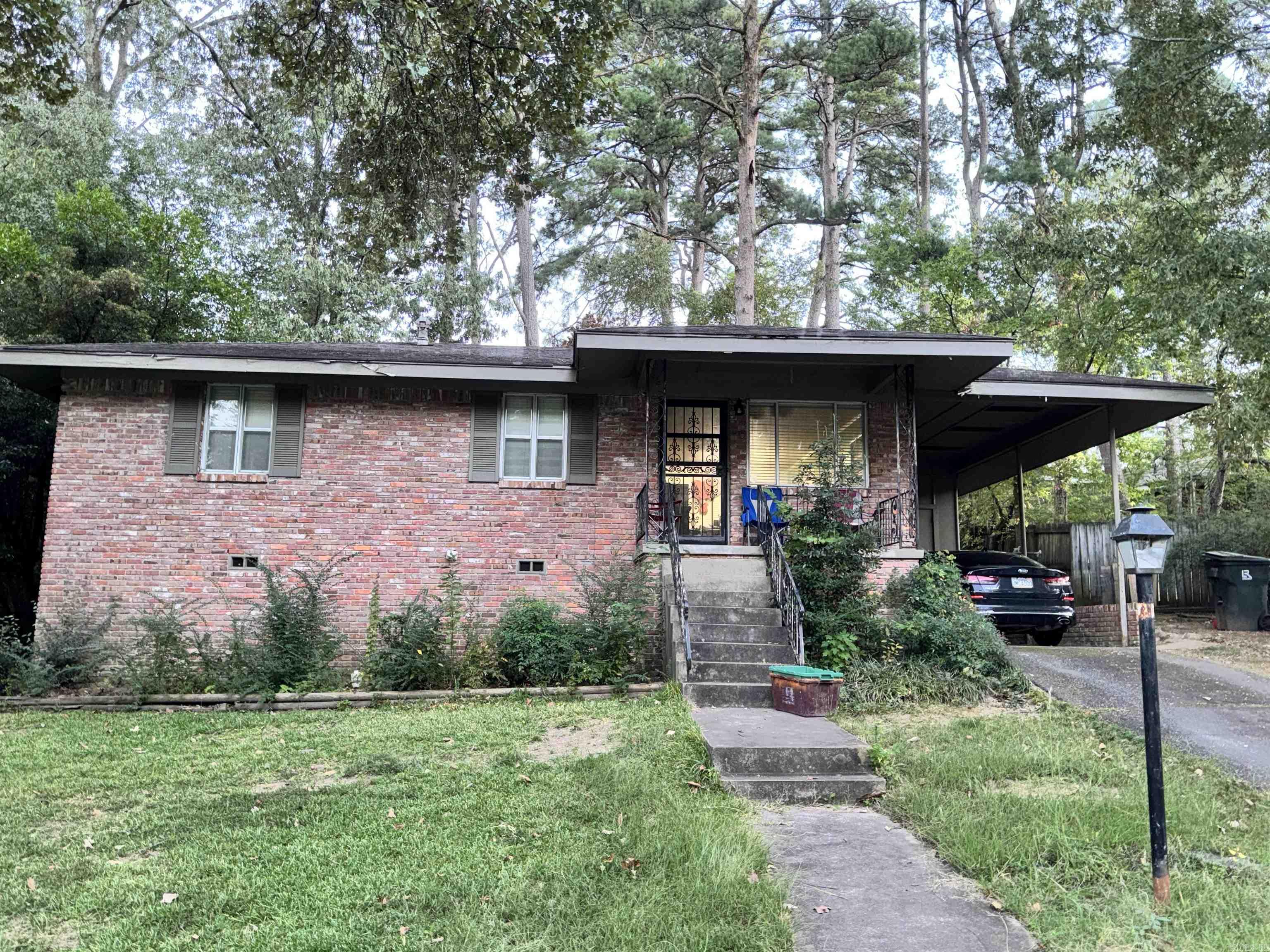 Great opportunity in Little Rock! This 3-bedroom, 1-bath home is perfect for an investor or first-time buyer. Featuring a comfortable living room and spacious backyard, this property offers plenty of potential to add value or enjoy as-is. Conveniently located near shopping, dining and schools.