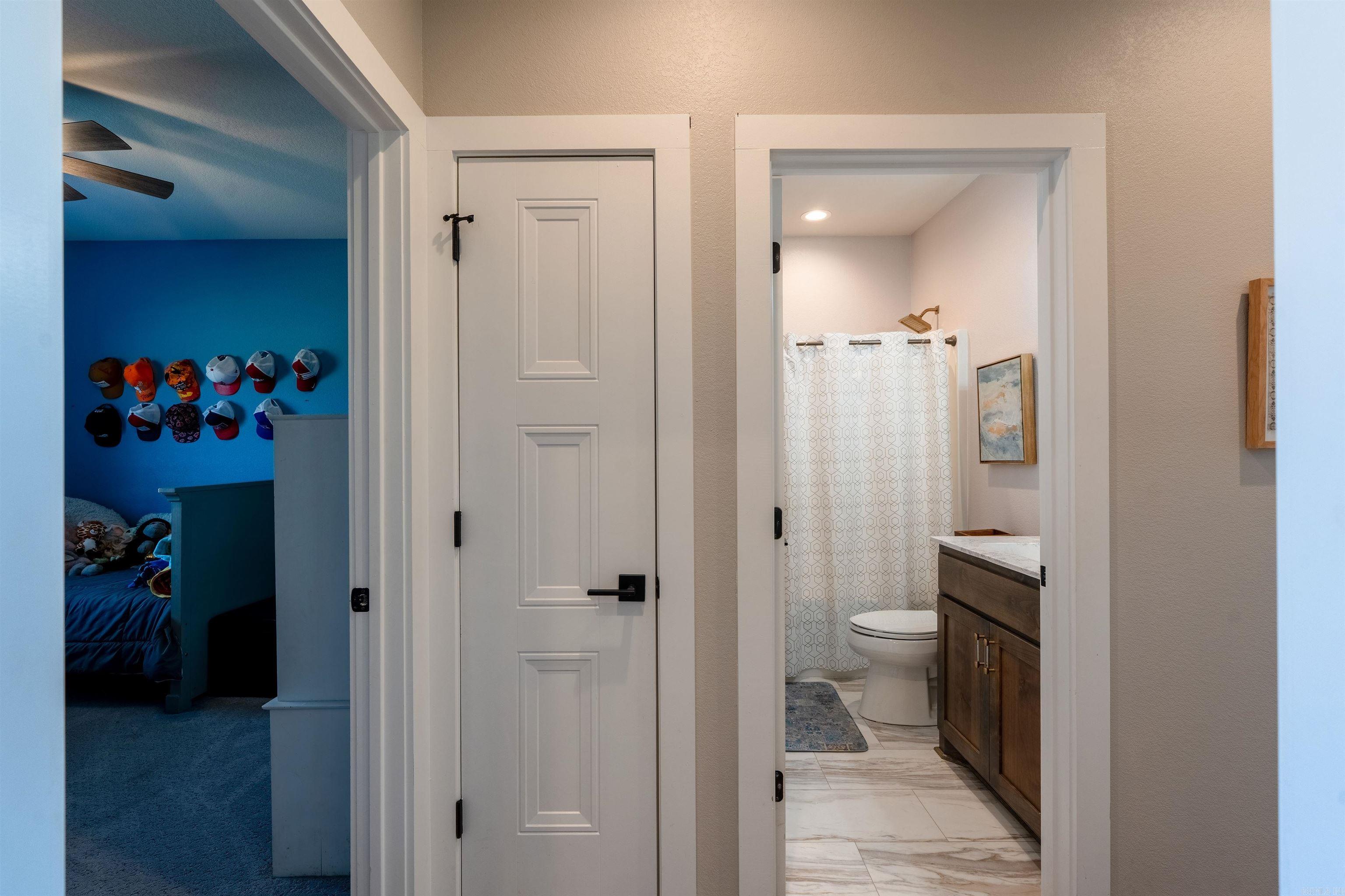 MARTHA'S FIELD - Residential