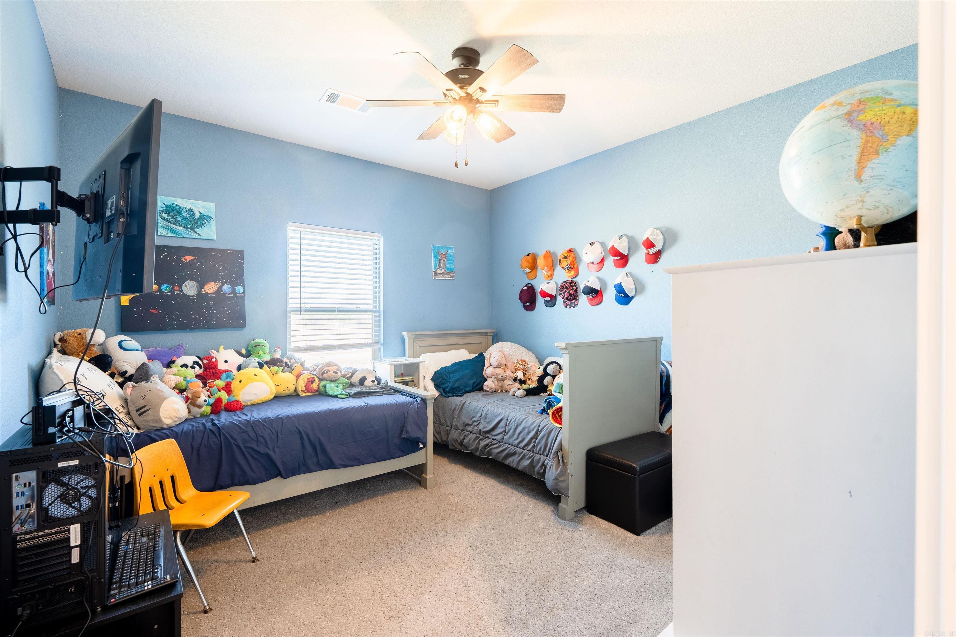 MARTHA'S FIELD - Residential