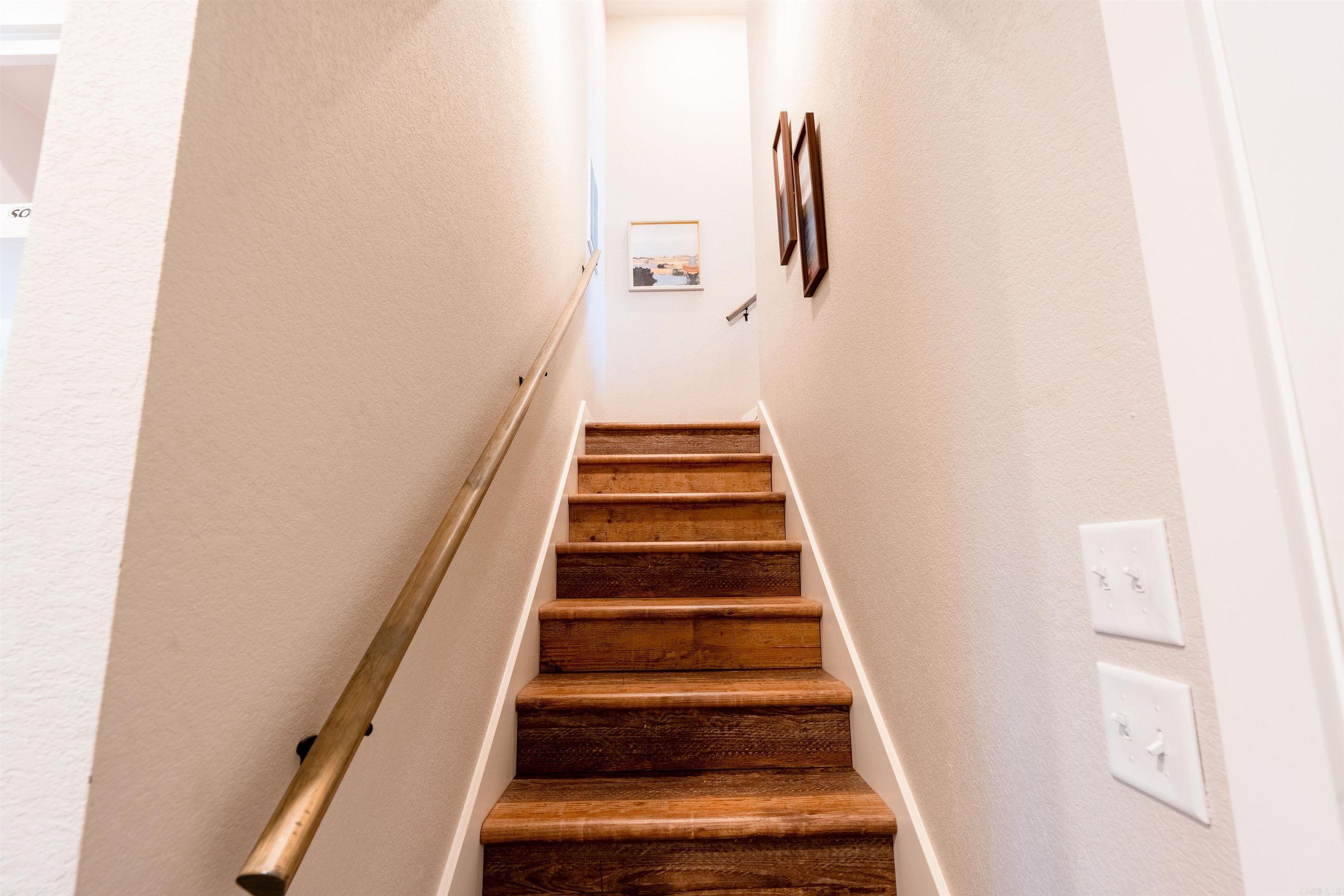 MARTHA'S FIELD - Residential