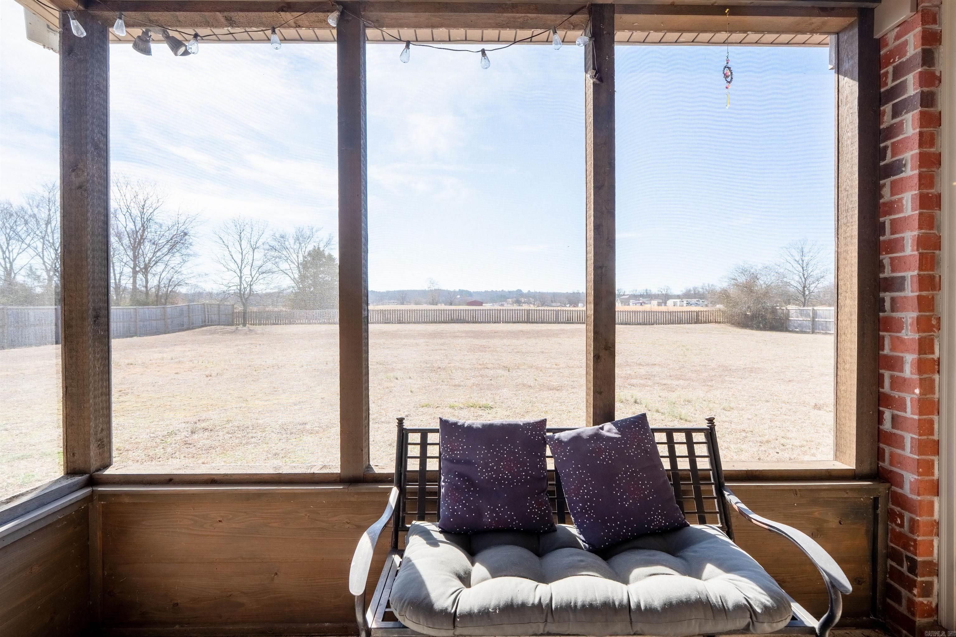 MARTHA'S FIELD - Residential