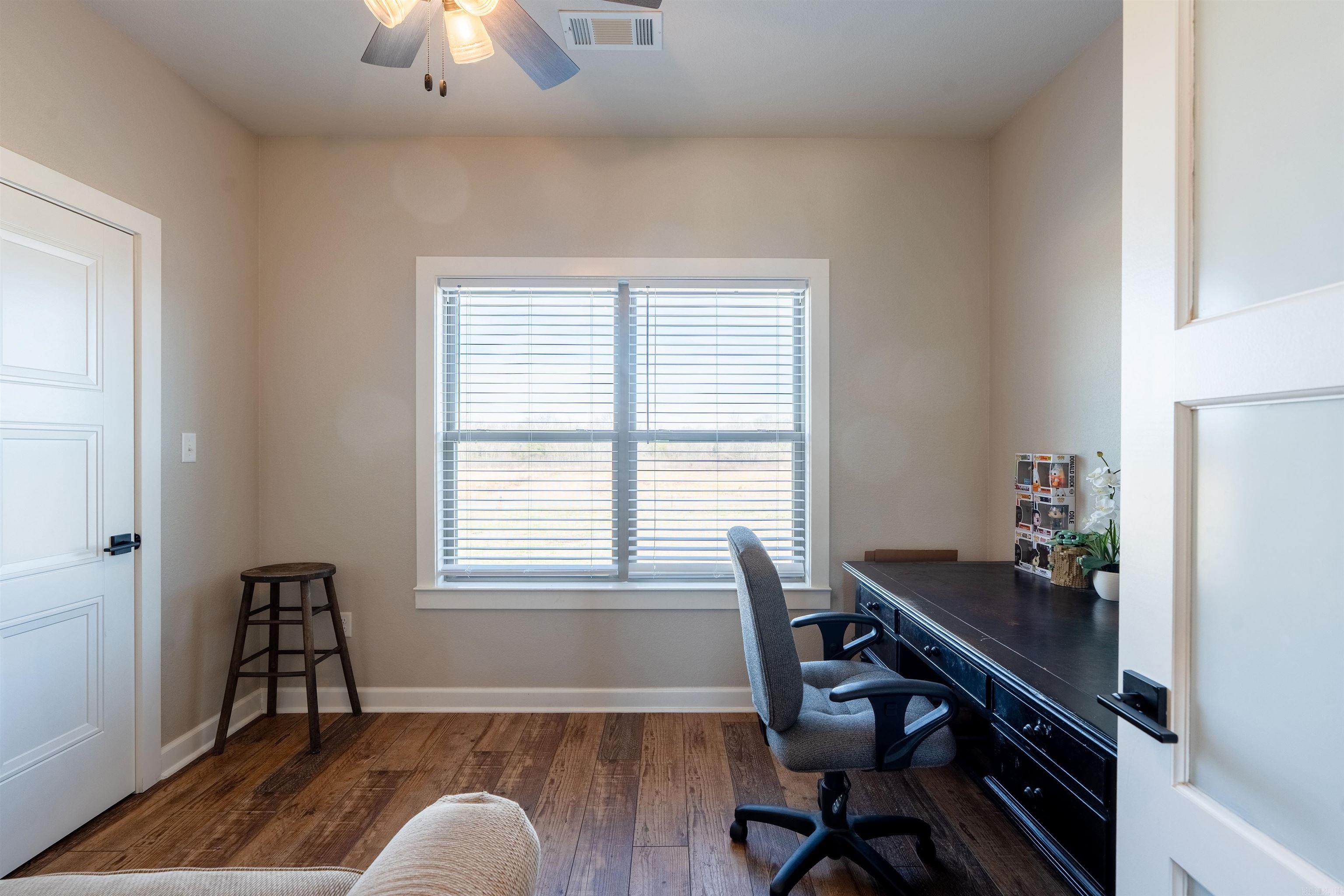 MARTHA'S FIELD - Residential