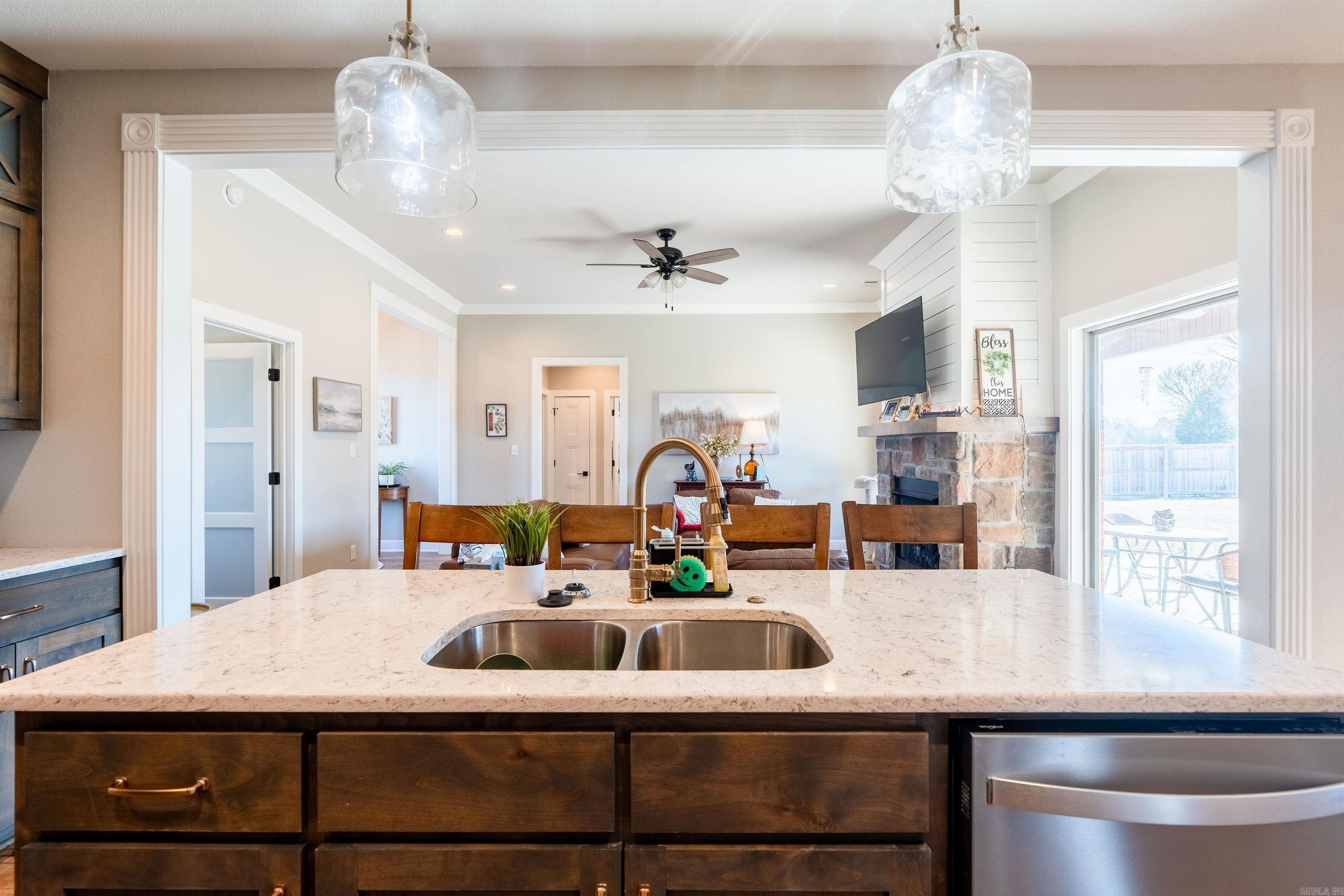 MARTHA'S FIELD - Residential