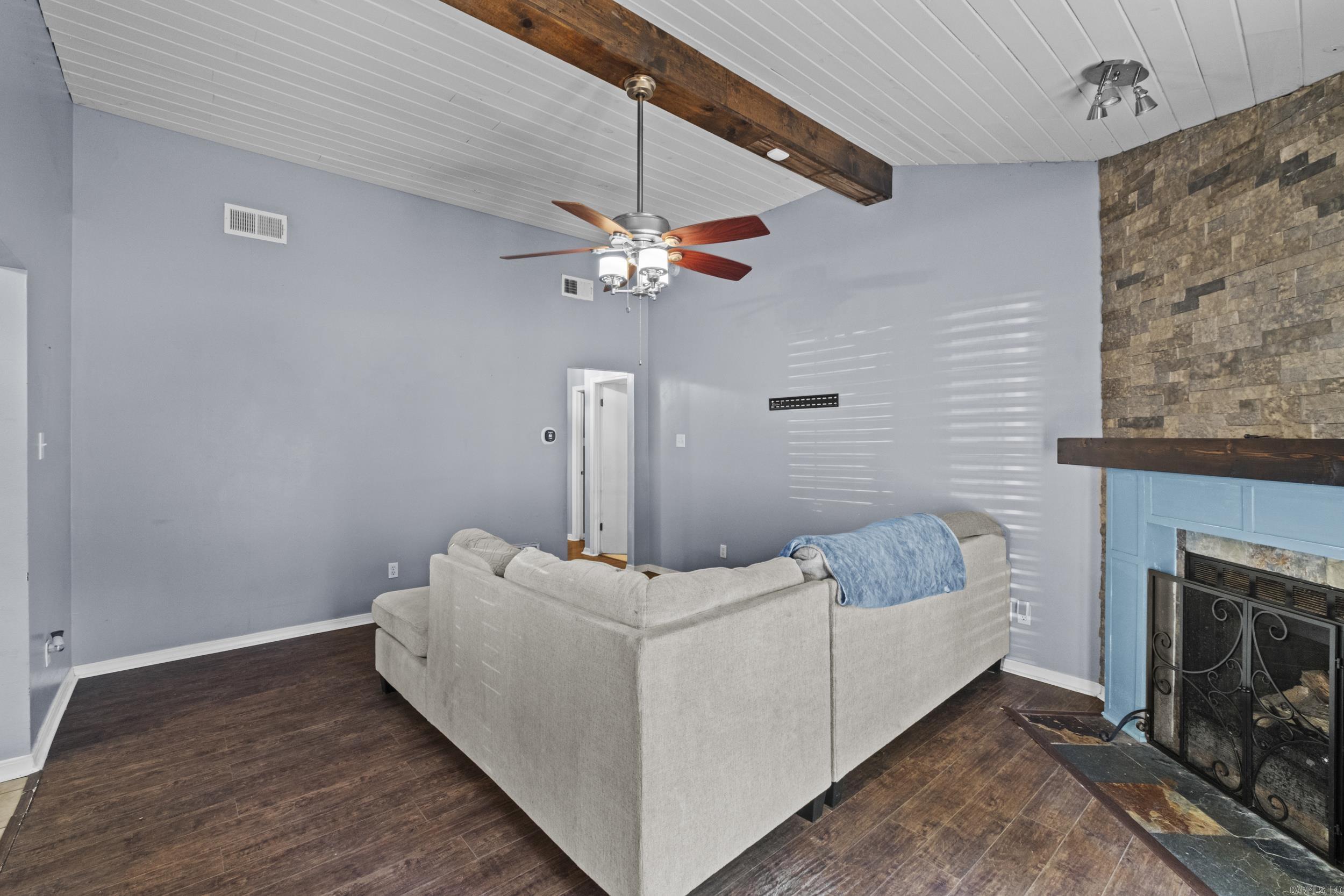 CRYSTAL VALLEY MANOR - Residential