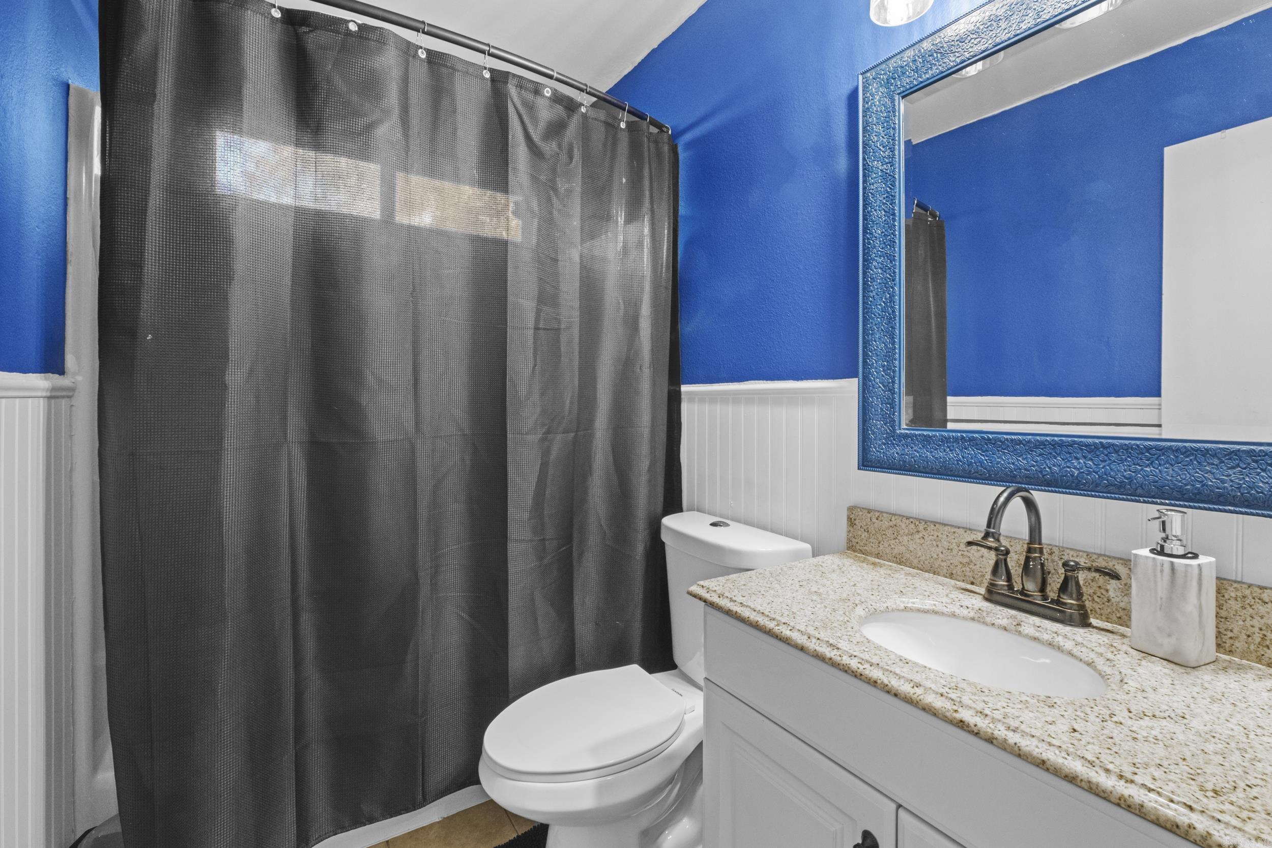 CRYSTAL VALLEY MANOR - Residential