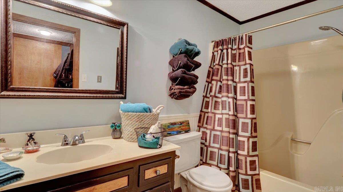 OAKLAWN VILLAGE EAST HPR - Residential