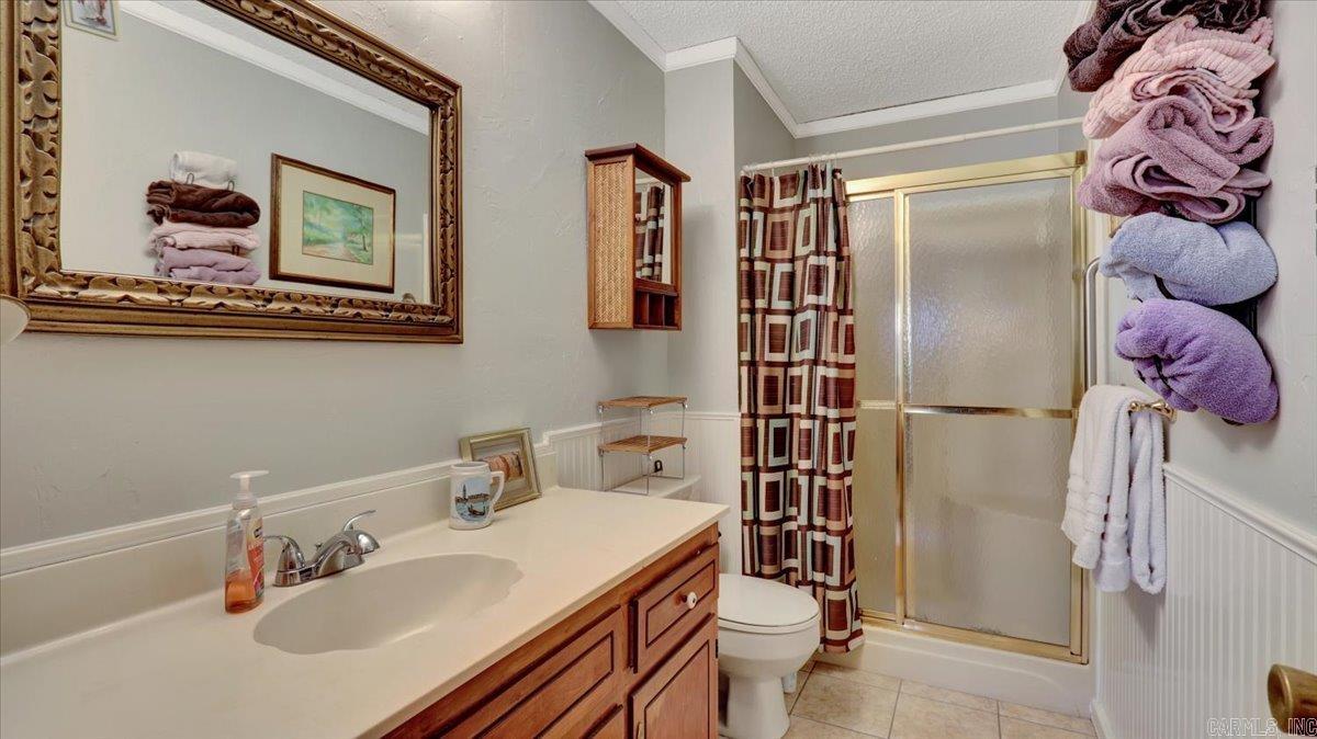 OAKLAWN VILLAGE EAST HPR - Residential