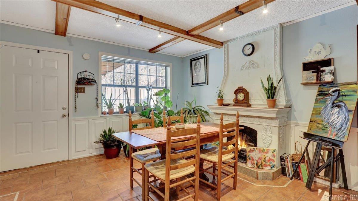 OAKLAWN VILLAGE EAST HPR - Residential