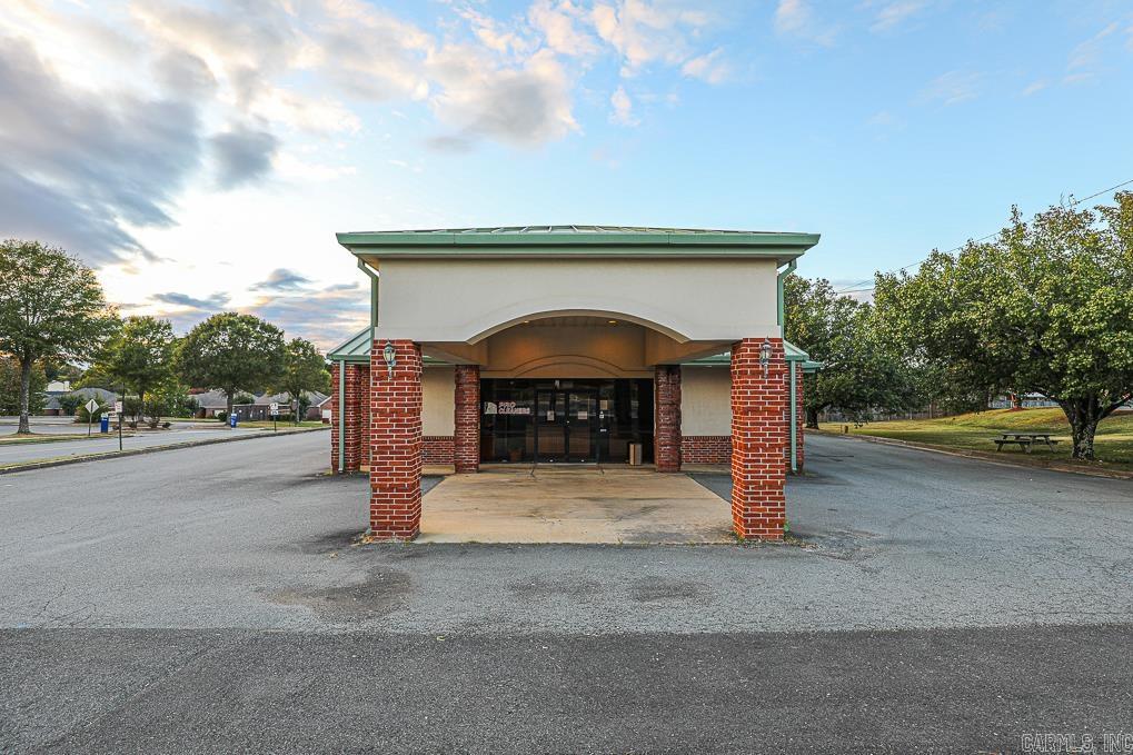 Metes & Bounds - Commercial Sale