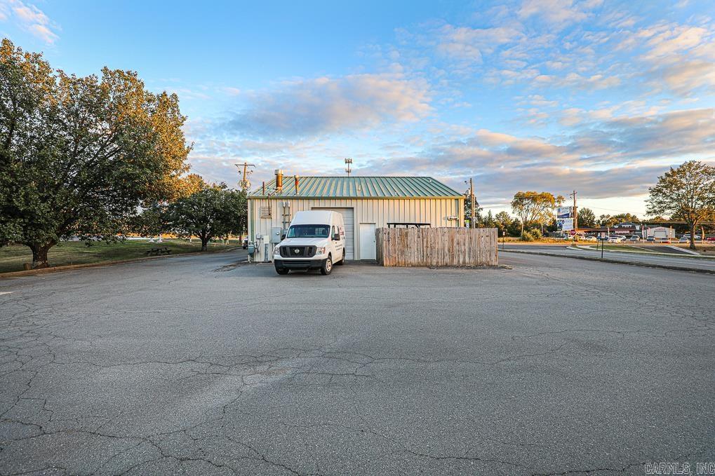 Metes & Bounds - Commercial Sale