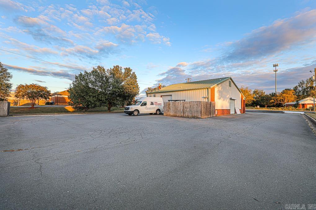 Metes & Bounds - Commercial Sale