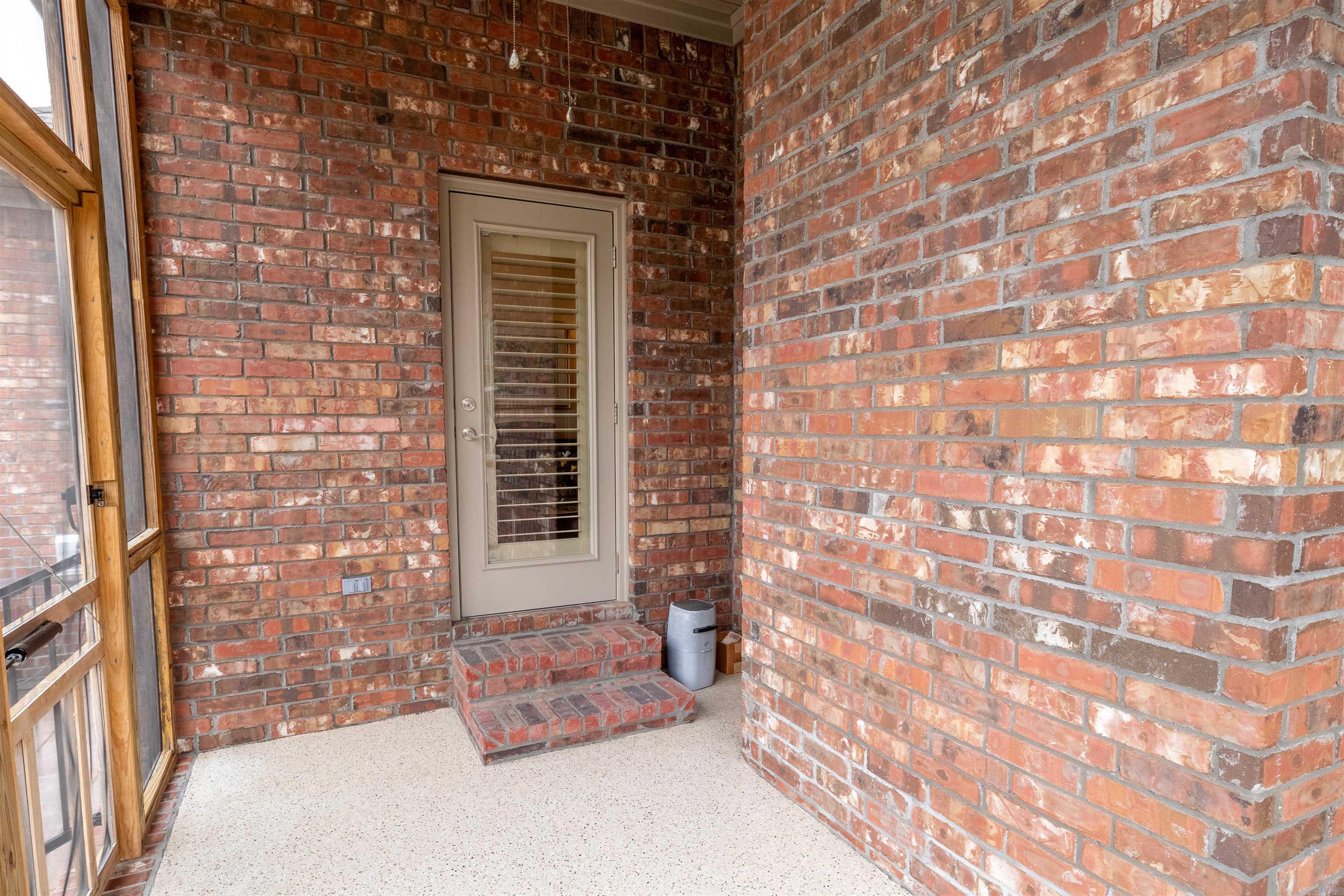 CHENAL VALLEY EPERNAY PLACE - Residential