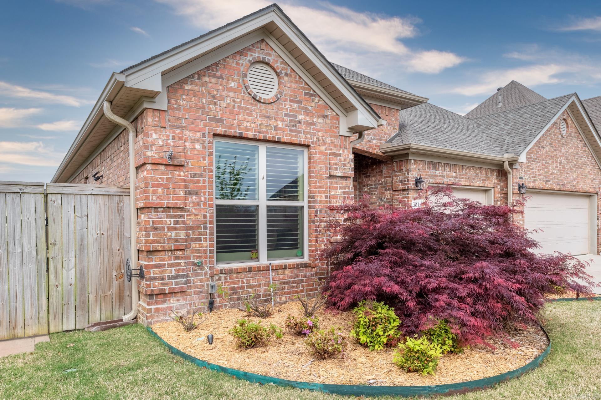 CHENAL VALLEY EPERNAY PLACE - Residential