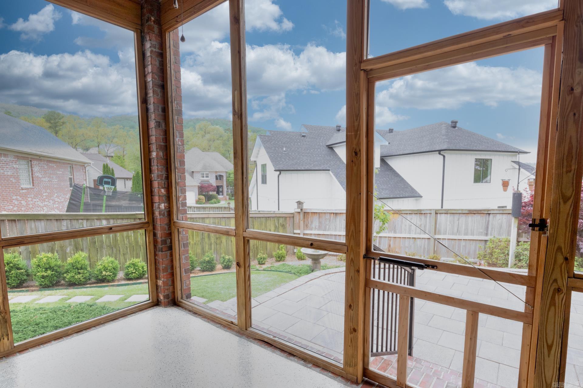 CHENAL VALLEY EPERNAY PLACE - Residential