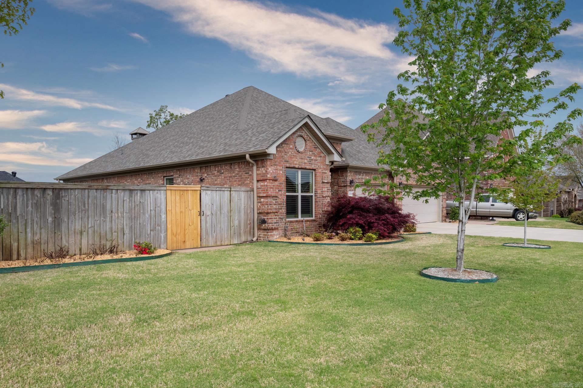 CHENAL VALLEY EPERNAY PLACE - Residential