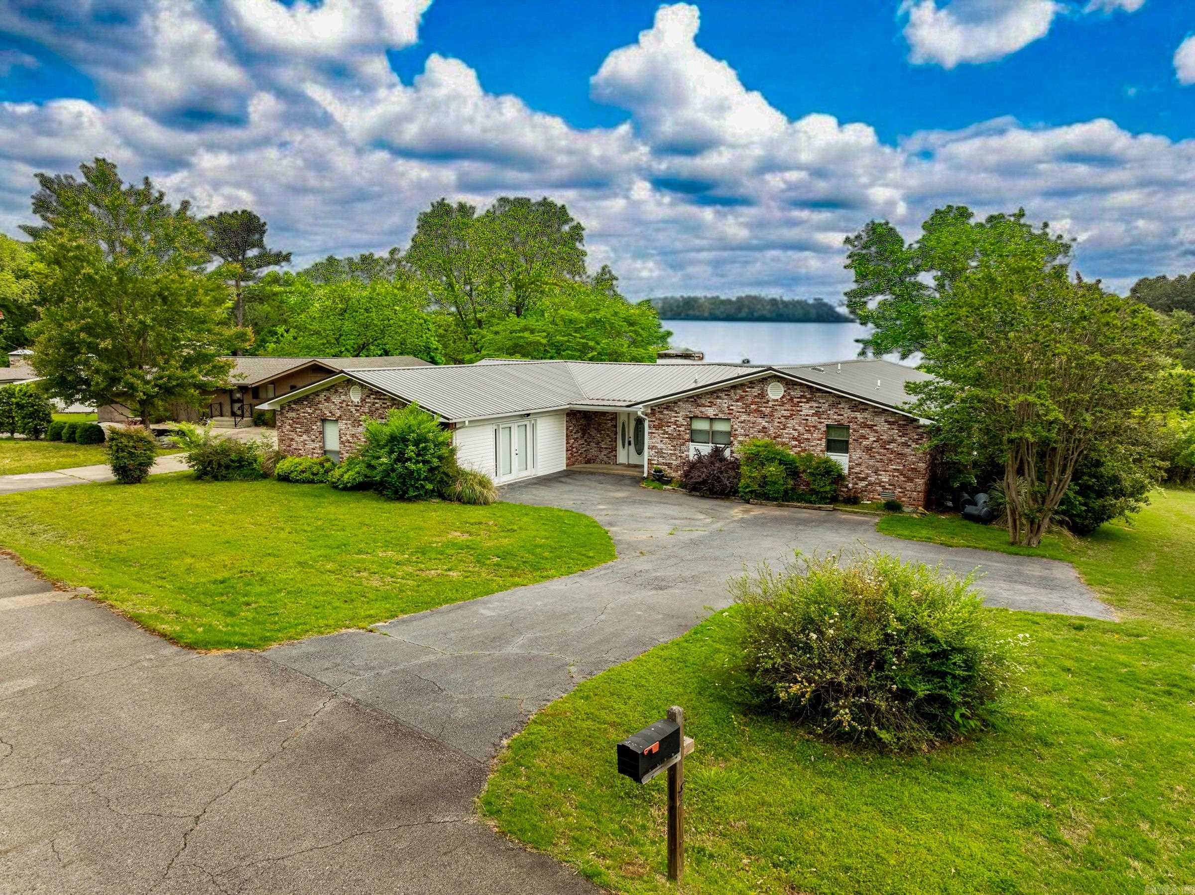 CRAPPIE COVE - LAKE - Residential