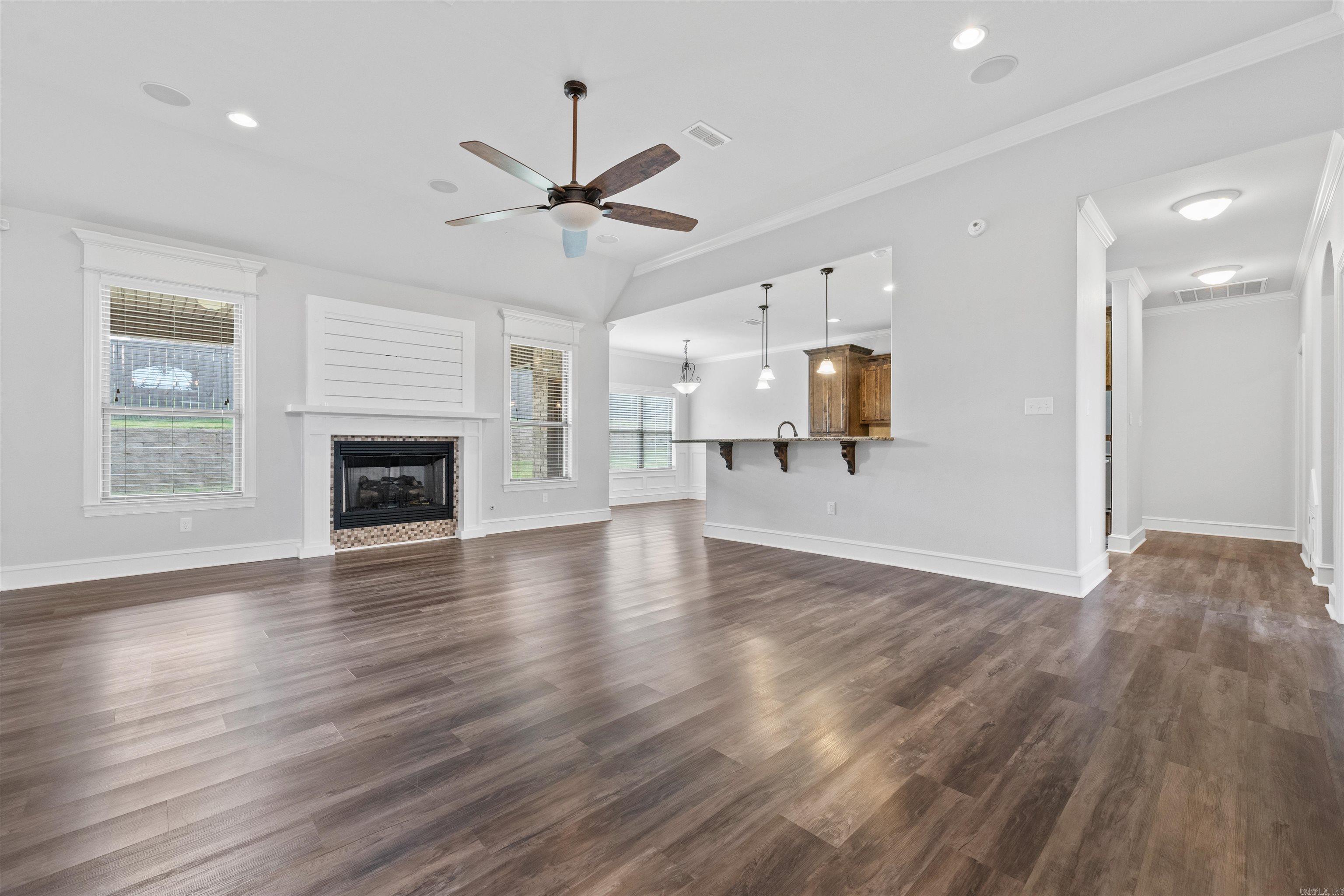 CREEKSIDE ADDN - Residential