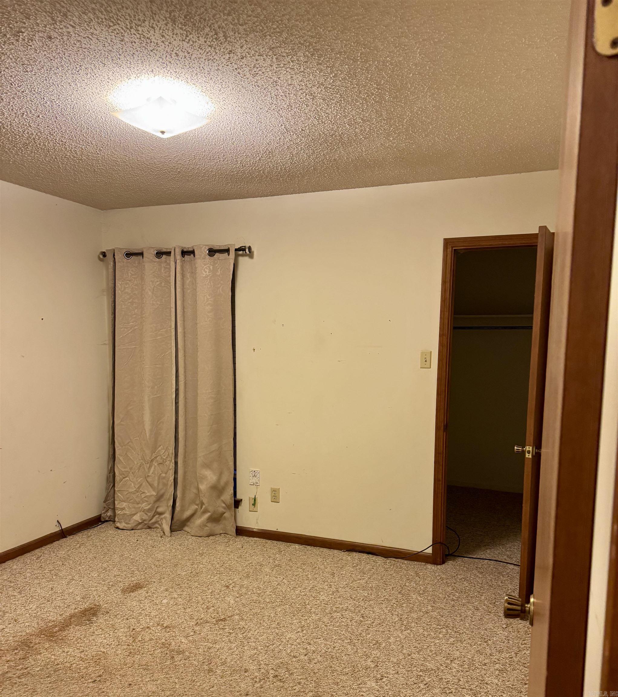 GREEN HILLS - Residential