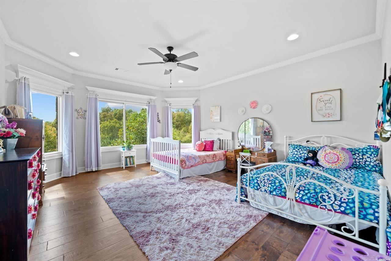 Red Oak Ridge - Residential