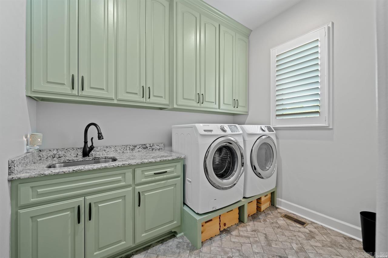 Red Oak Ridge - Residential