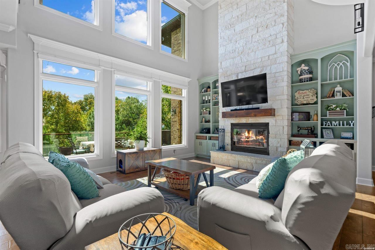 Red Oak Ridge - Residential