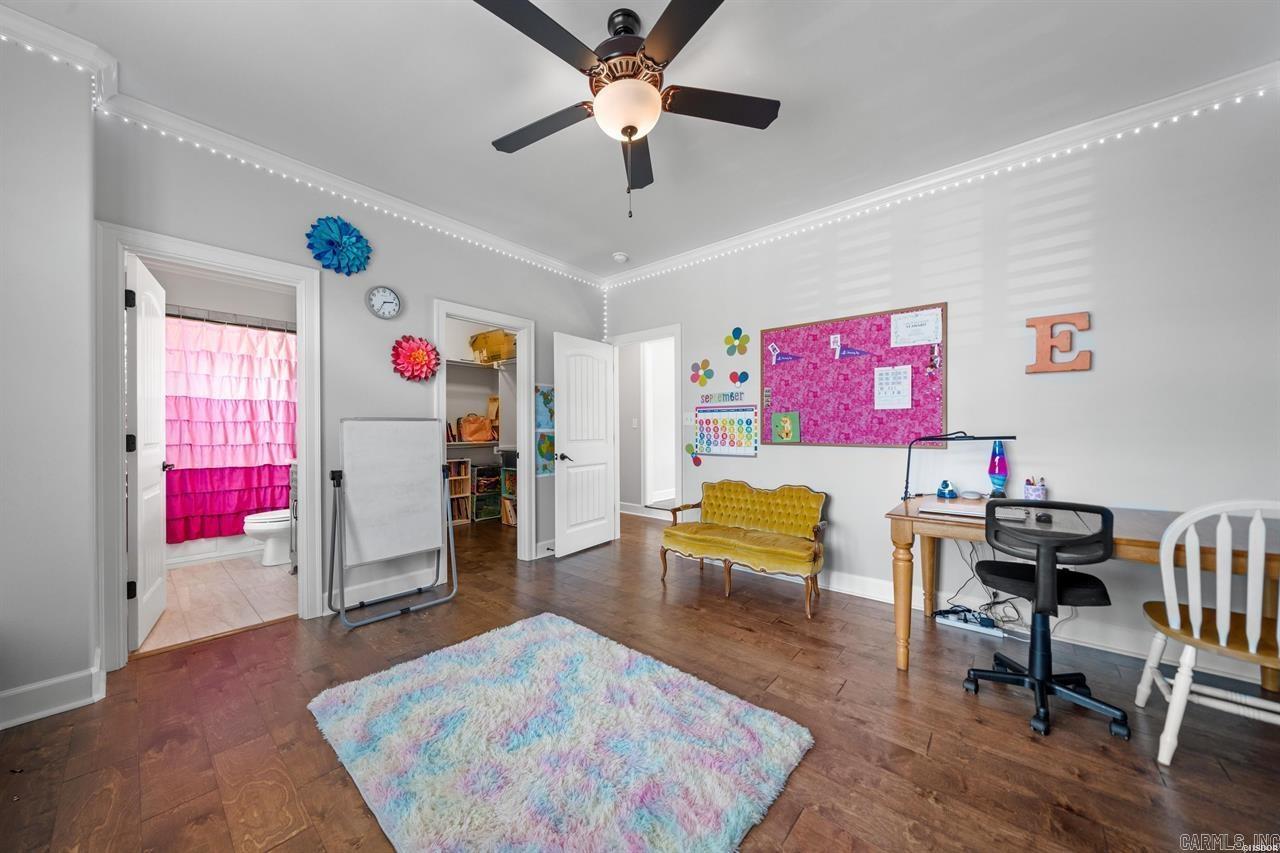 Red Oak Ridge - Residential