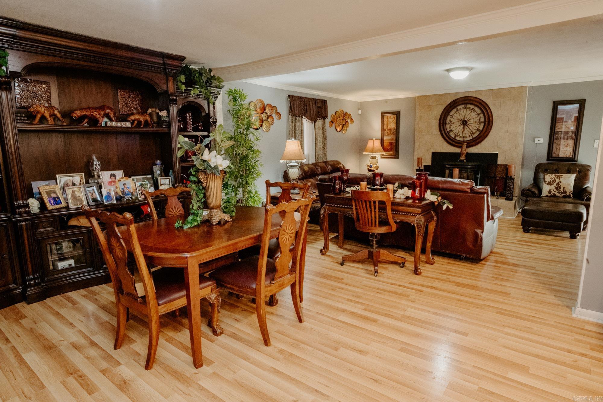 SOUTH LAKEVIEW - Residential