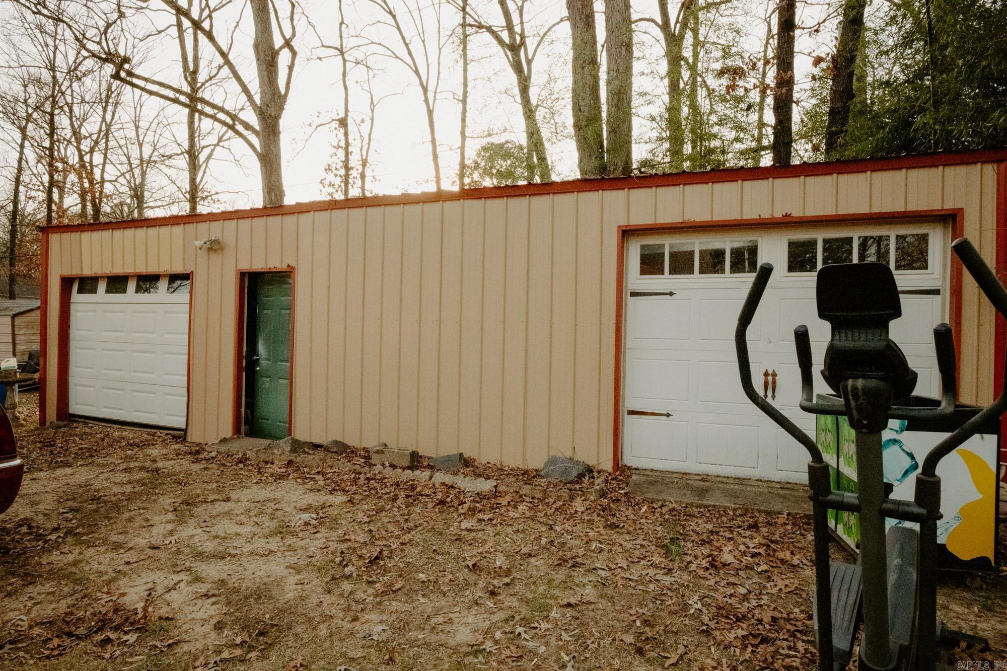 SOUTH LAKEVIEW - Residential