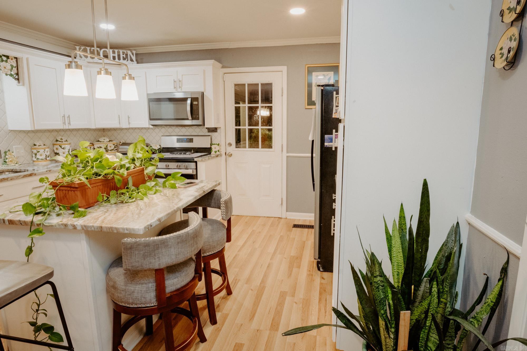 SOUTH LAKEVIEW - Residential