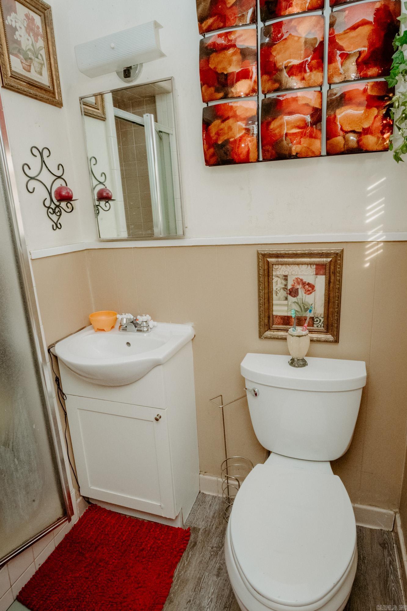 SOUTH LAKEVIEW - Residential