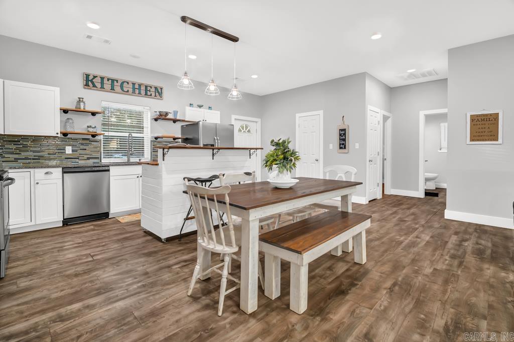 Molers Lakeside - Residential