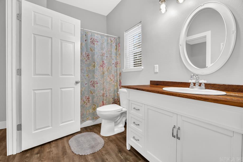 Molers Lakeside - Residential