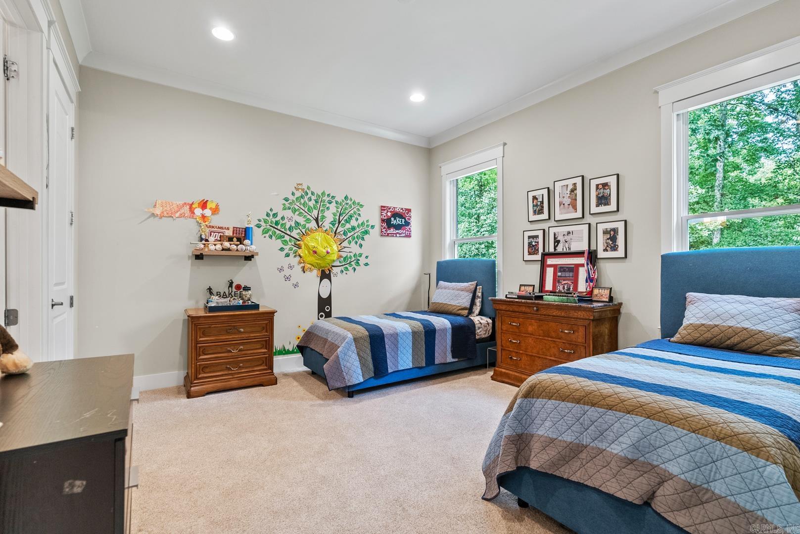 WOODLANDS EDGE - Residential