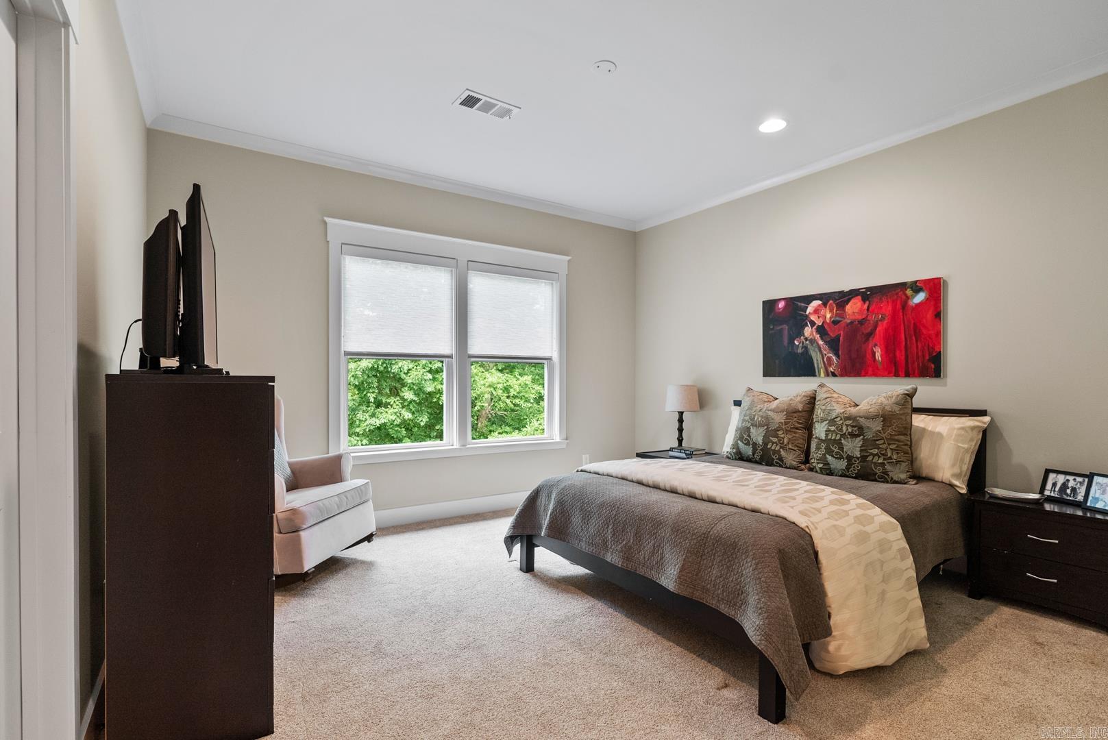 WOODLANDS EDGE - Residential