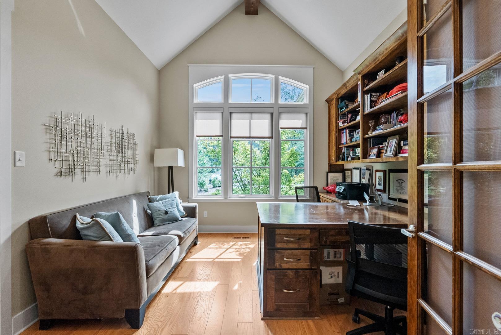 WOODLANDS EDGE - Residential